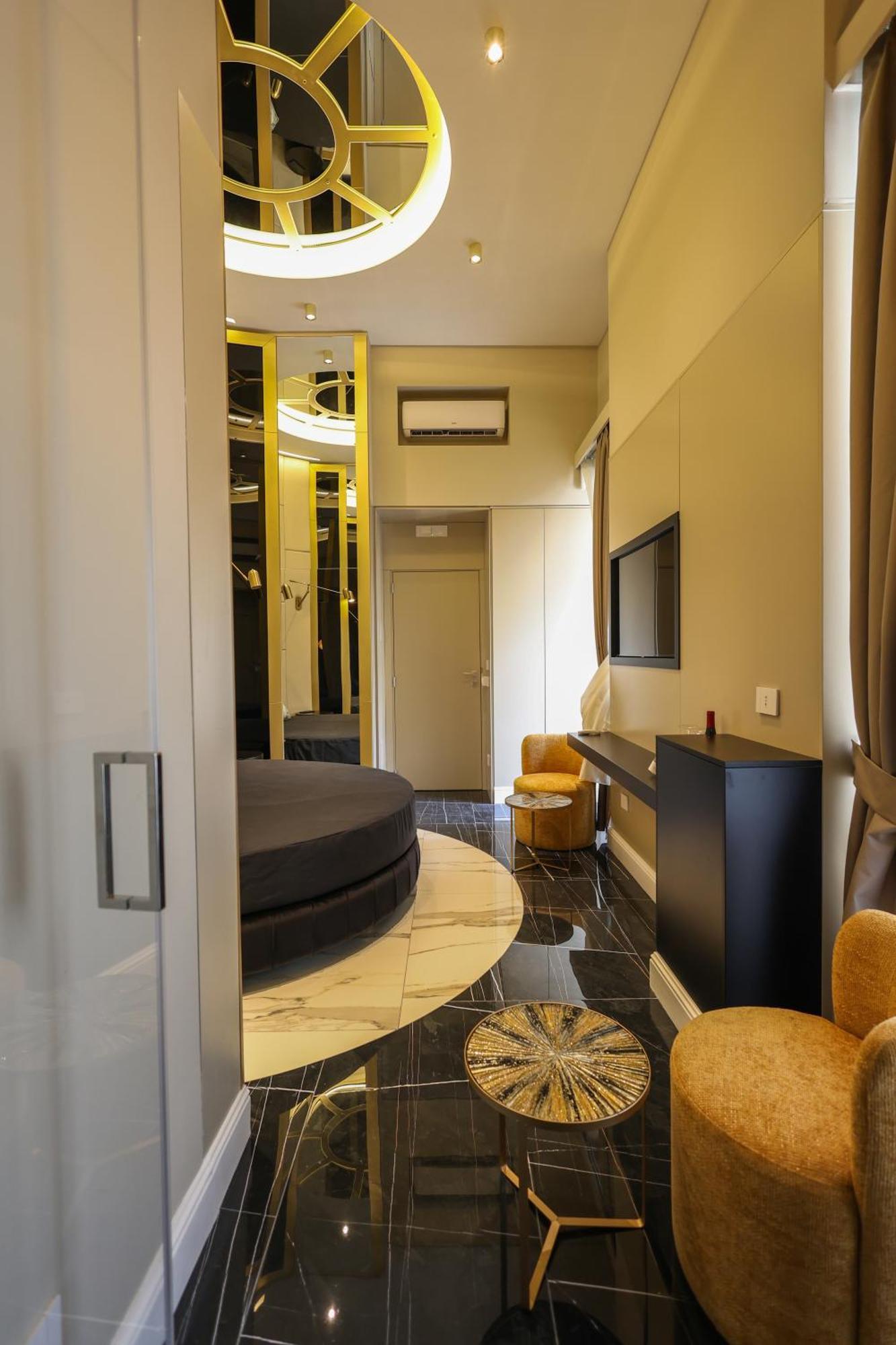 Maison San Carlo Luxury Suites Napoli Eksteriør billede